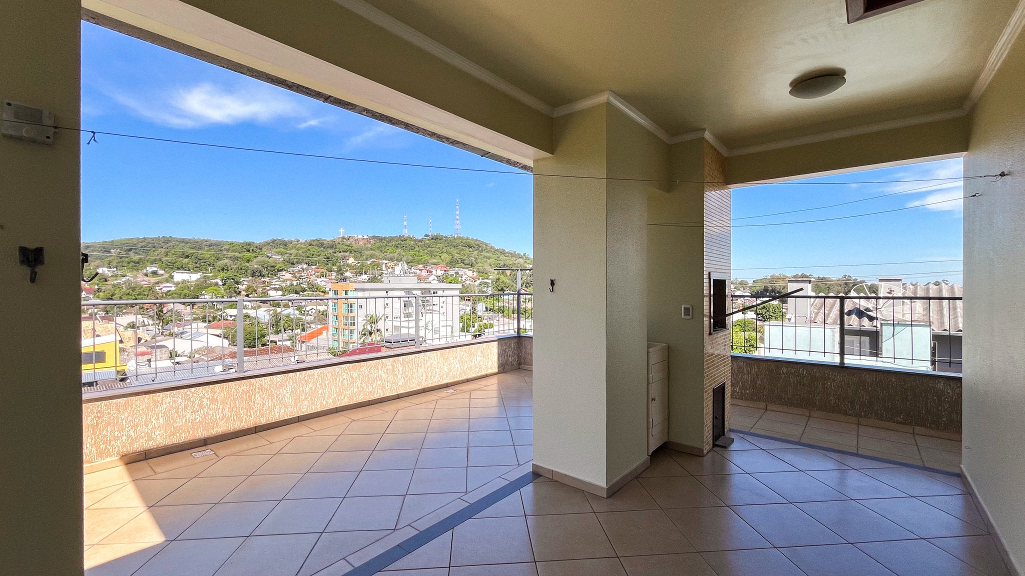 Casa no Centro com 3 suítes e piscina privativa - Foto 9