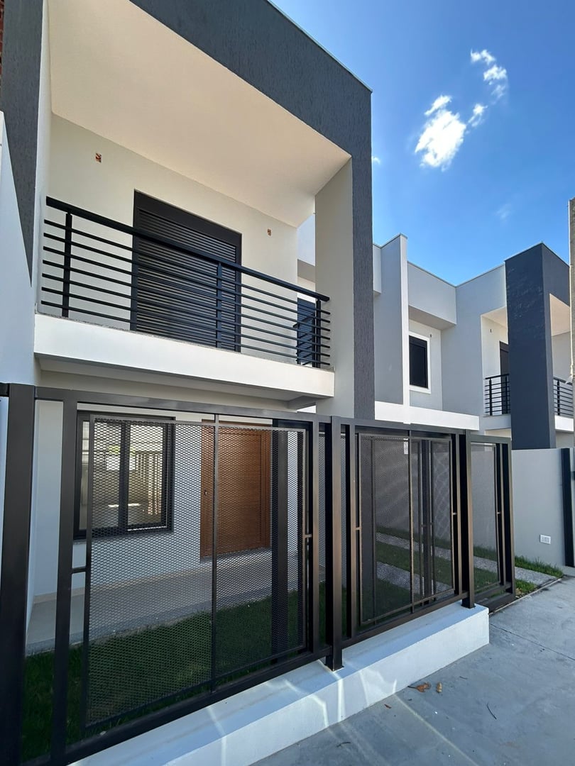 Duplex no Goiás com 3 dormitórios 