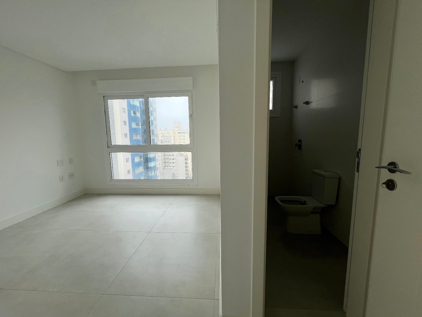 Apartamento no Edifício Camboas Residence à venda em Balneário Camboriú — foto 11