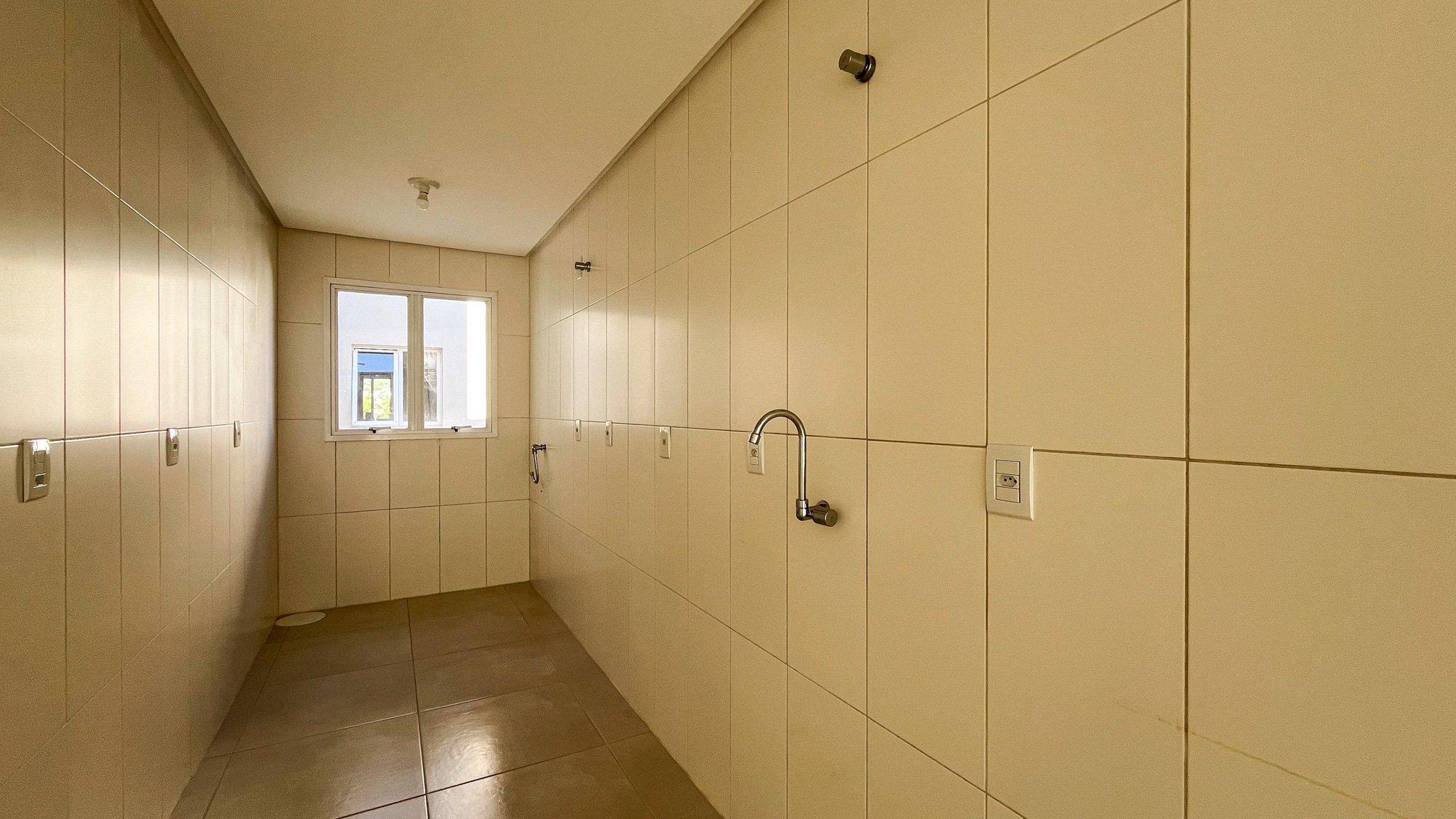 Apartamento no Universitário com 2 dormitórios e suíte - Foto 6