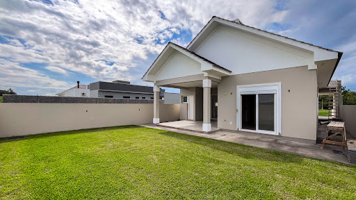 Casa no Parque das Palmeiras com 3 dormitórios e Suíte. - Foto 17