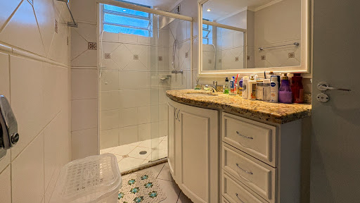 Apartamento no Centro com 2 dormitórios e 2 vagas de garagem - Foto 13