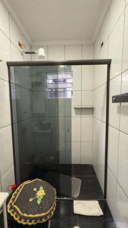 Casa Ampla com Piscina, Área Gourmet e Garagem para 6 Carros — foto 20