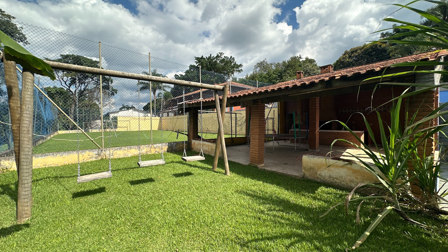 Chácara em Condomínio - Mairinque - R$ 800 mil, Cod: CO-1421