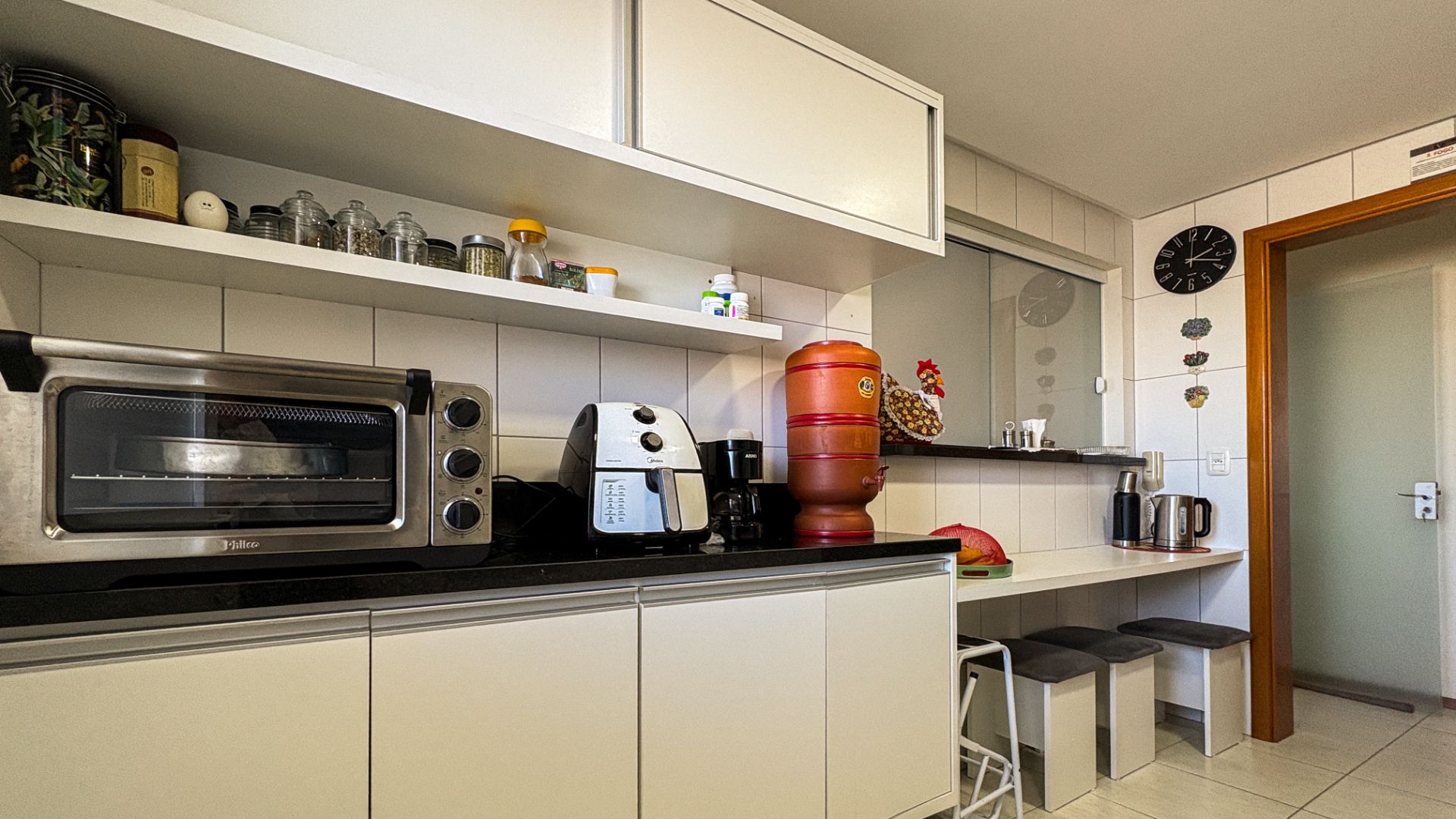 Apartamento no Centro com 3 dormitórios e sacada - Foto 7