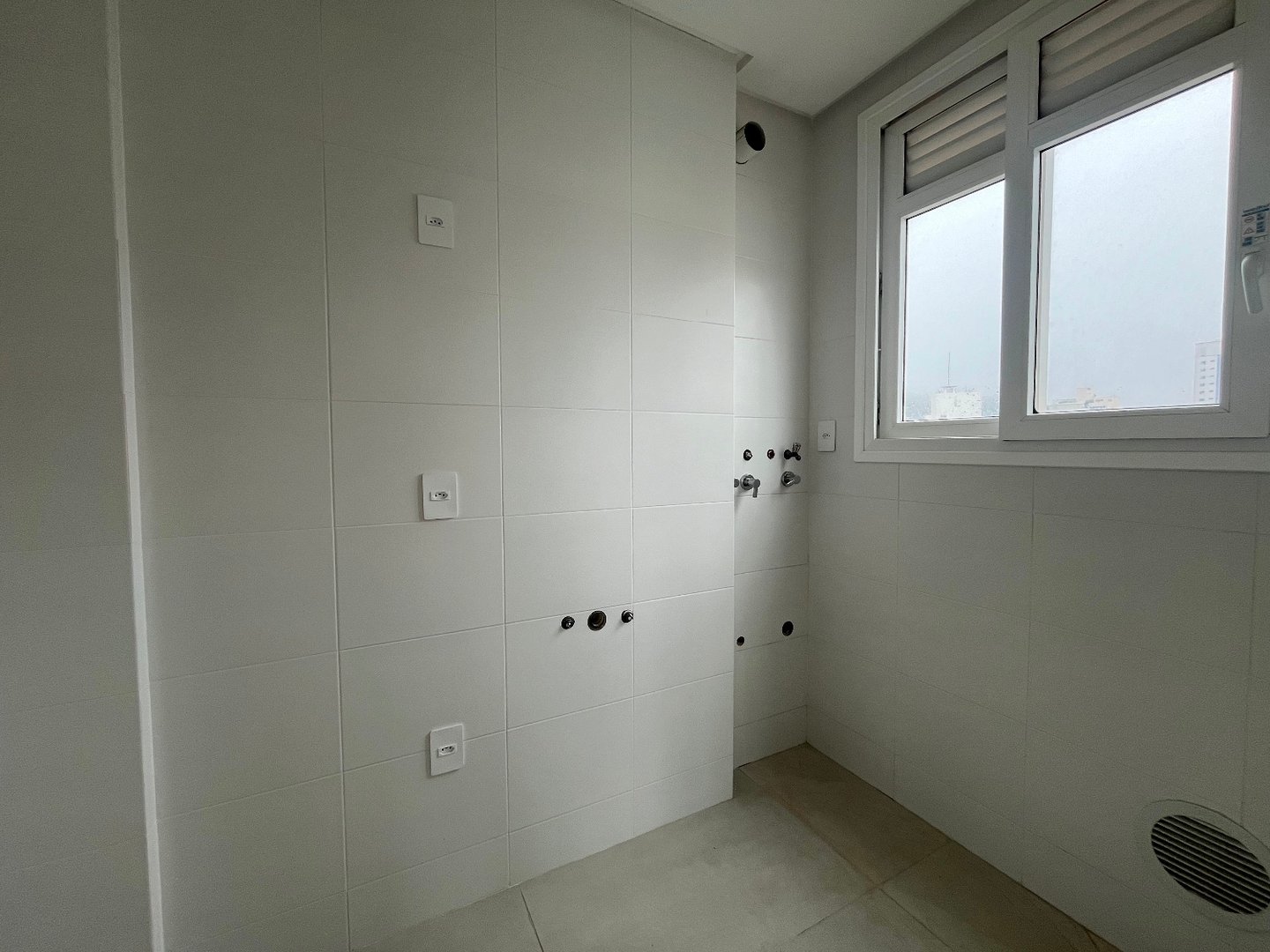 Apartamento no Edifício Camboas Residence à venda em Balneário Camboriú — foto 5