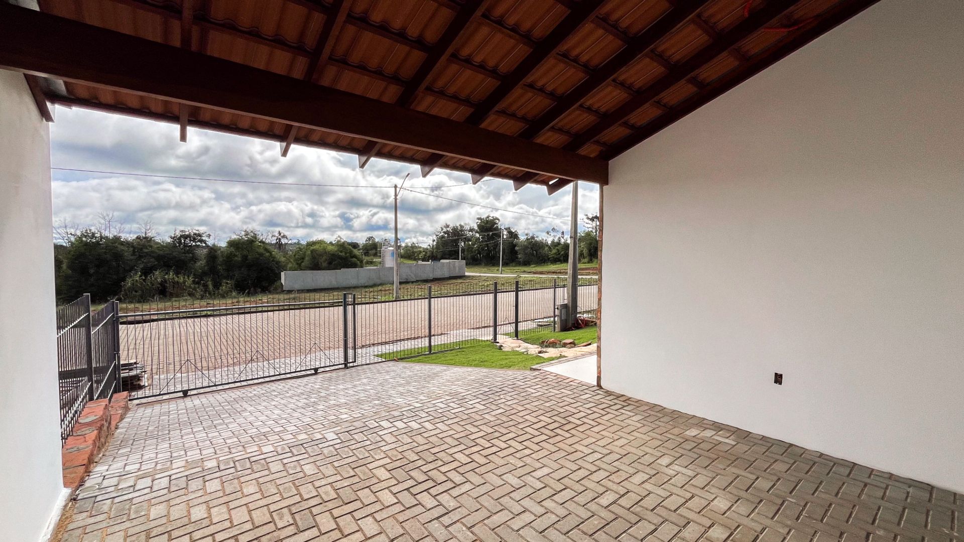 Casa no Jardim das Flores com 3 dormitórios,Suíte e Piscina. - Foto 15
