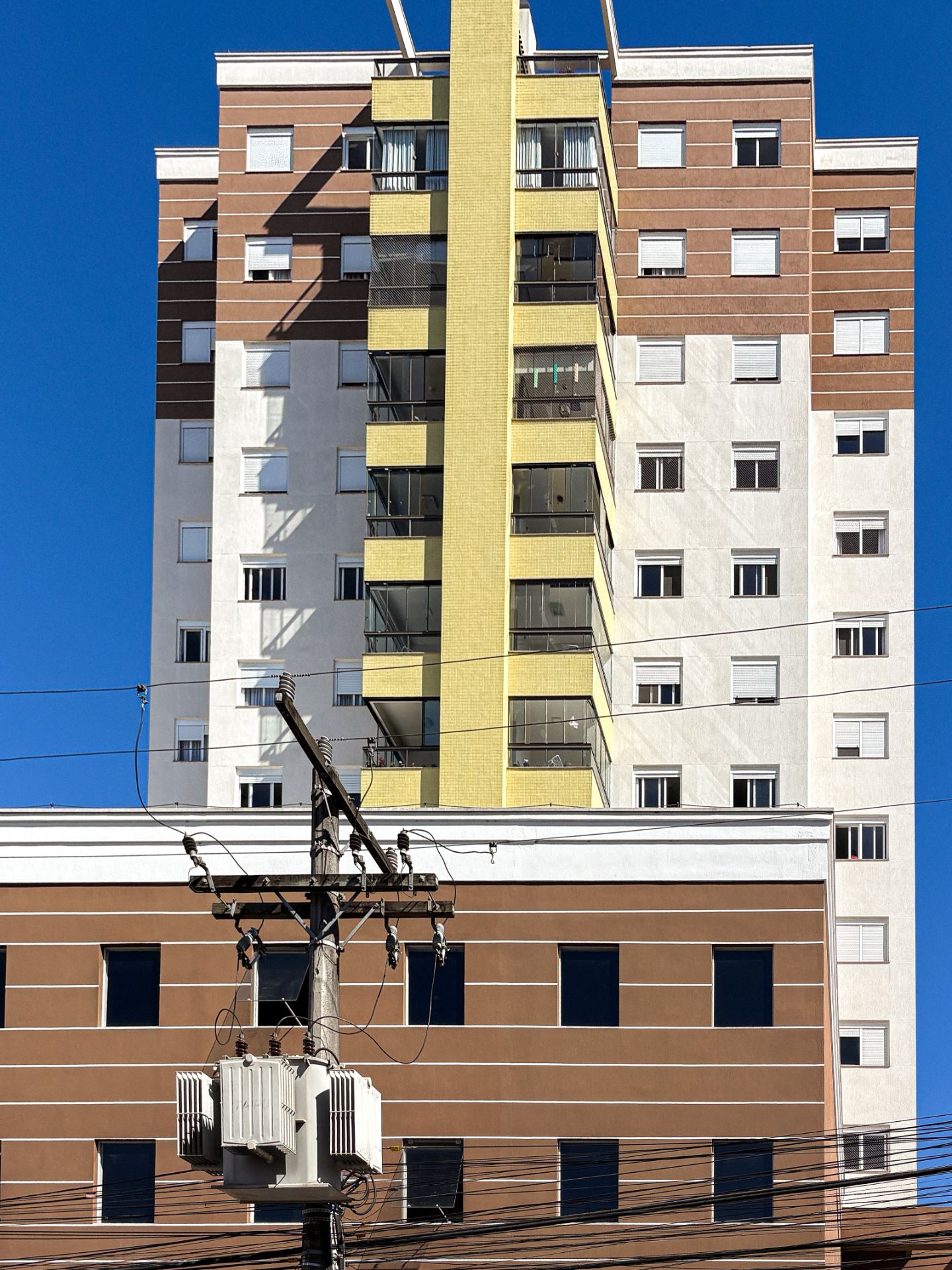 Apartamento no Centro com 3 dormitórios e sacada - Foto 23