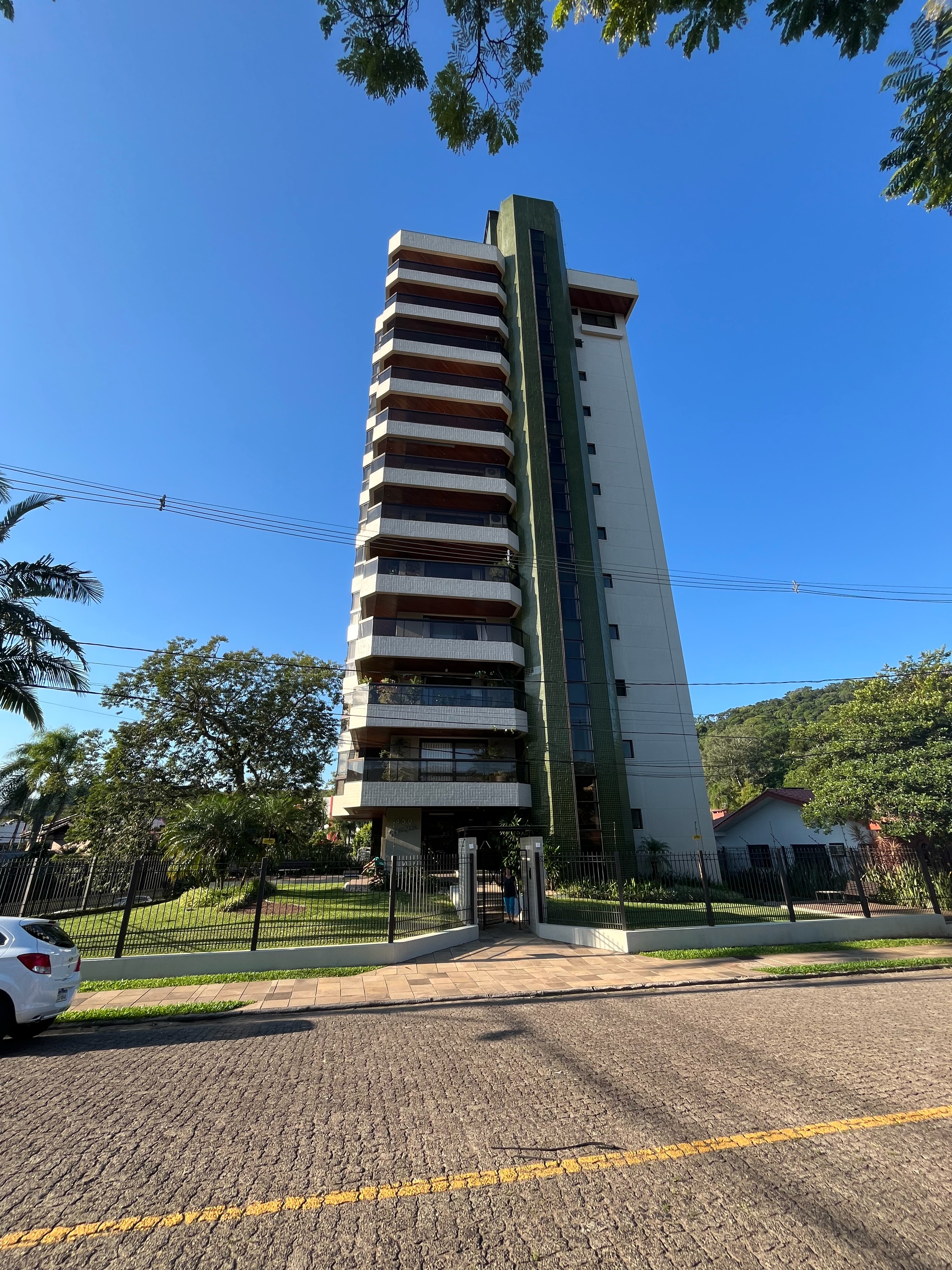 Apartamento no Higienópolis com 3 dormitórios e sacada ampla - Foto 26