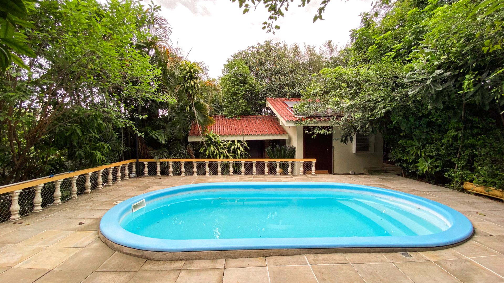 Casa na Independência com 3 dormitórios e piscina - Foto 37