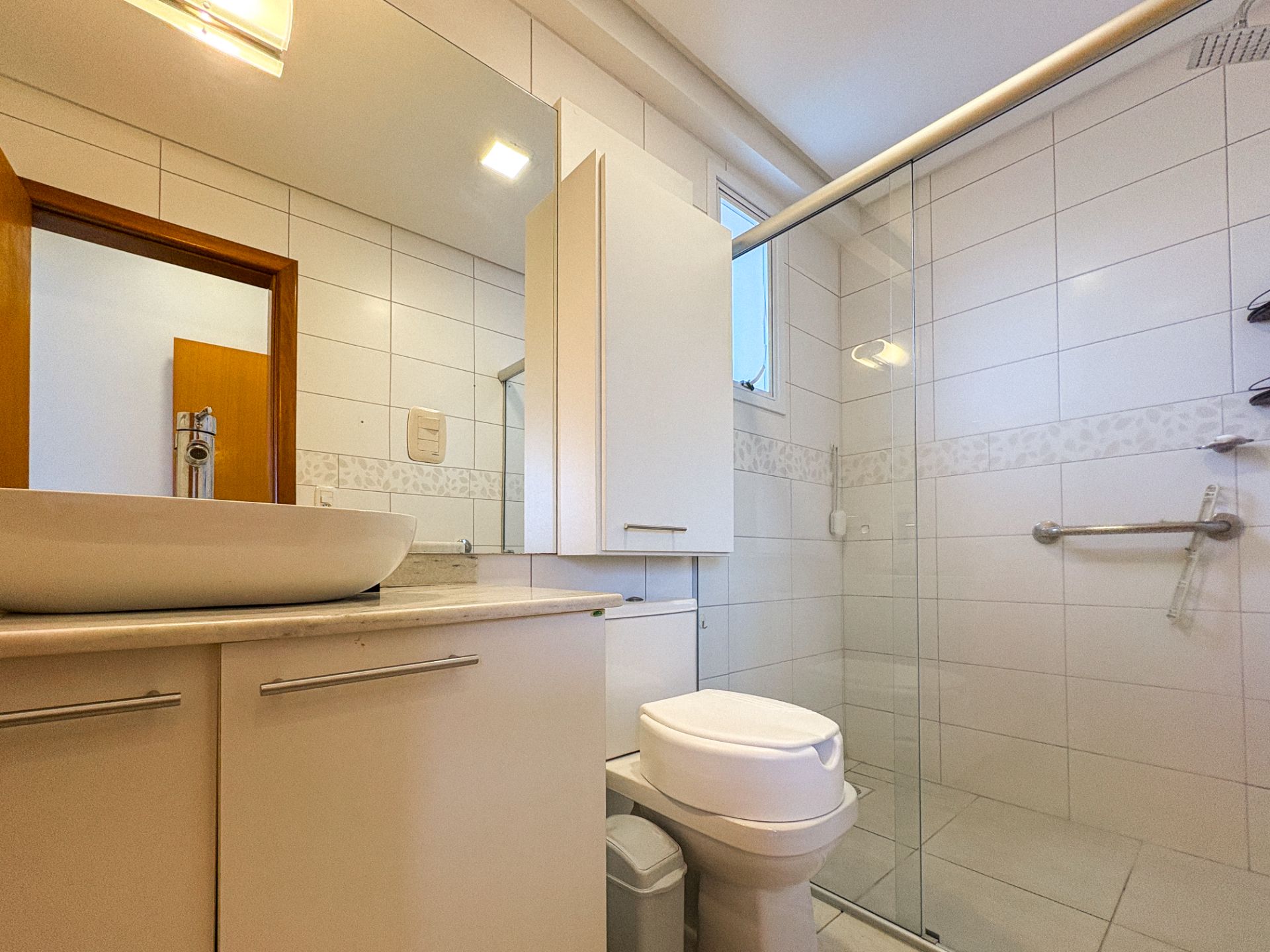 Apartamento no Centro com 3 dormitórios e  2 vagas - Foto 16