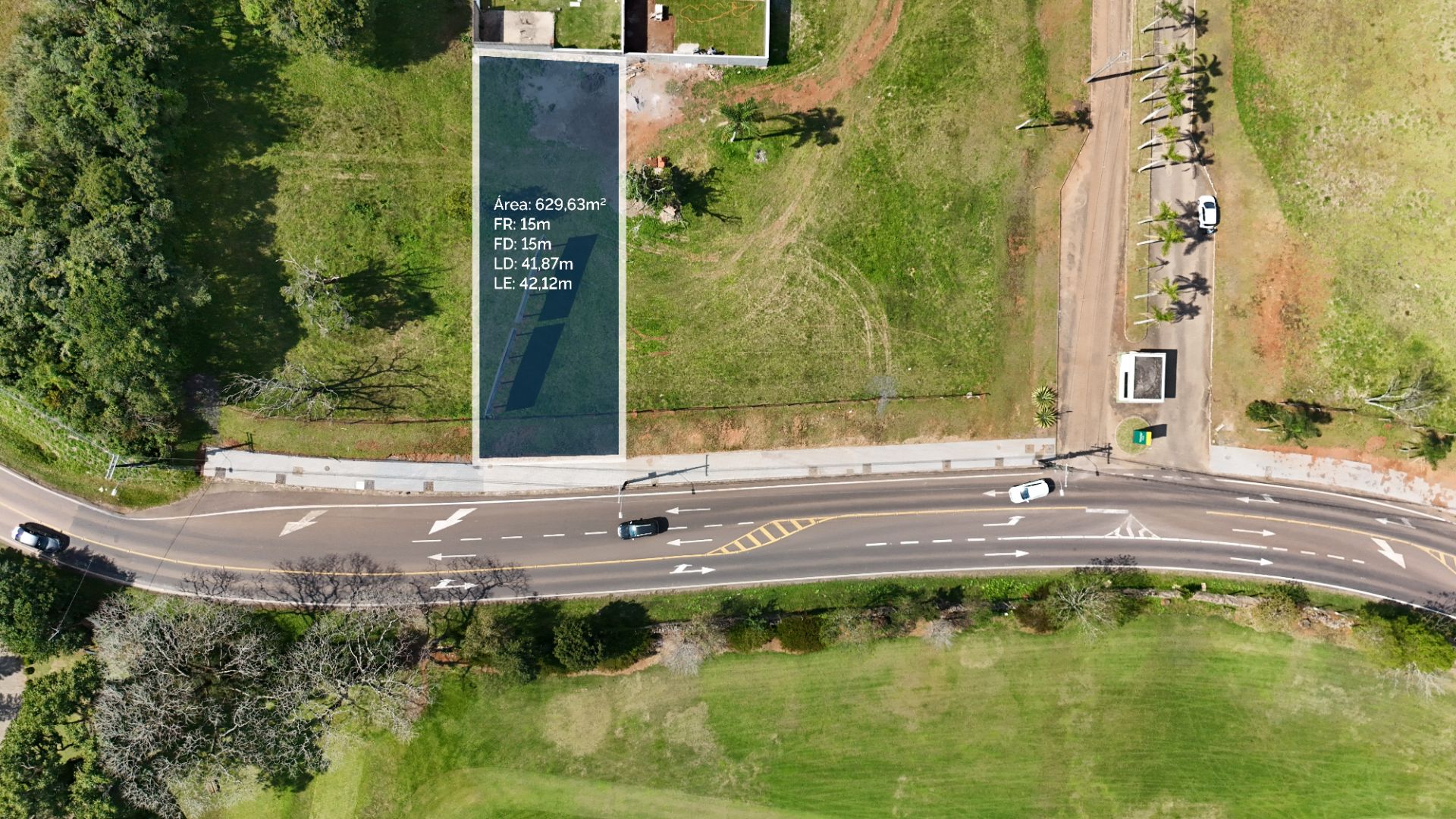 Terreno no Royal Country Residencial com 630 m²