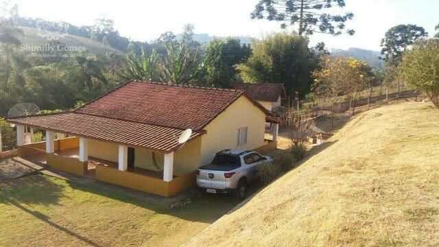 Chácara com 3 quartos, Mairinque - R$ 690 mil, Cod: CH-881