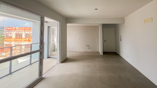 Apartamento no Residencial Gaudi com 2 dormitórios e Suíte