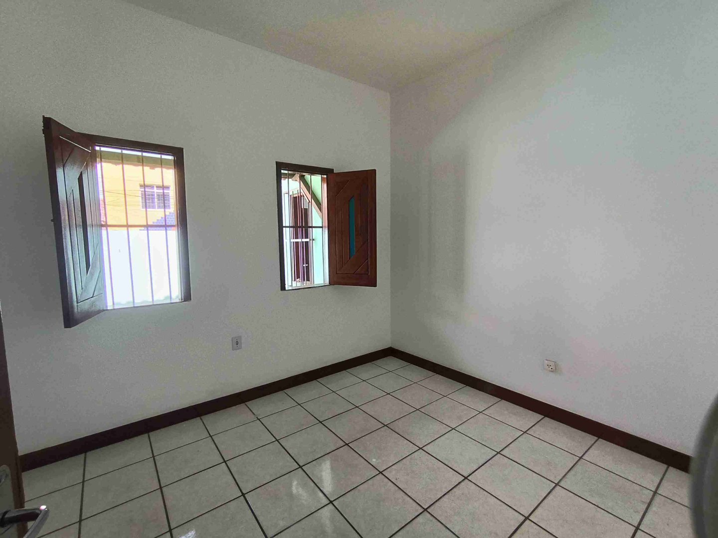 Casa de 4 quartos para locação - Região Central - Foto 10