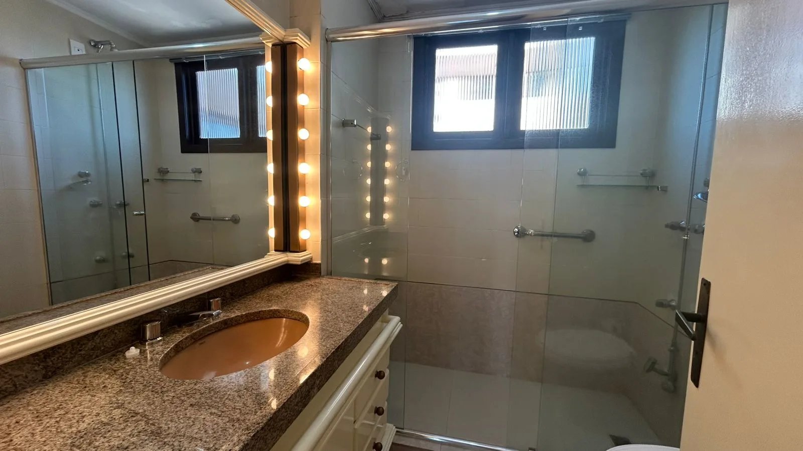 Apartamento na Thomaz Flores com 3 dormitórios - Foto 17