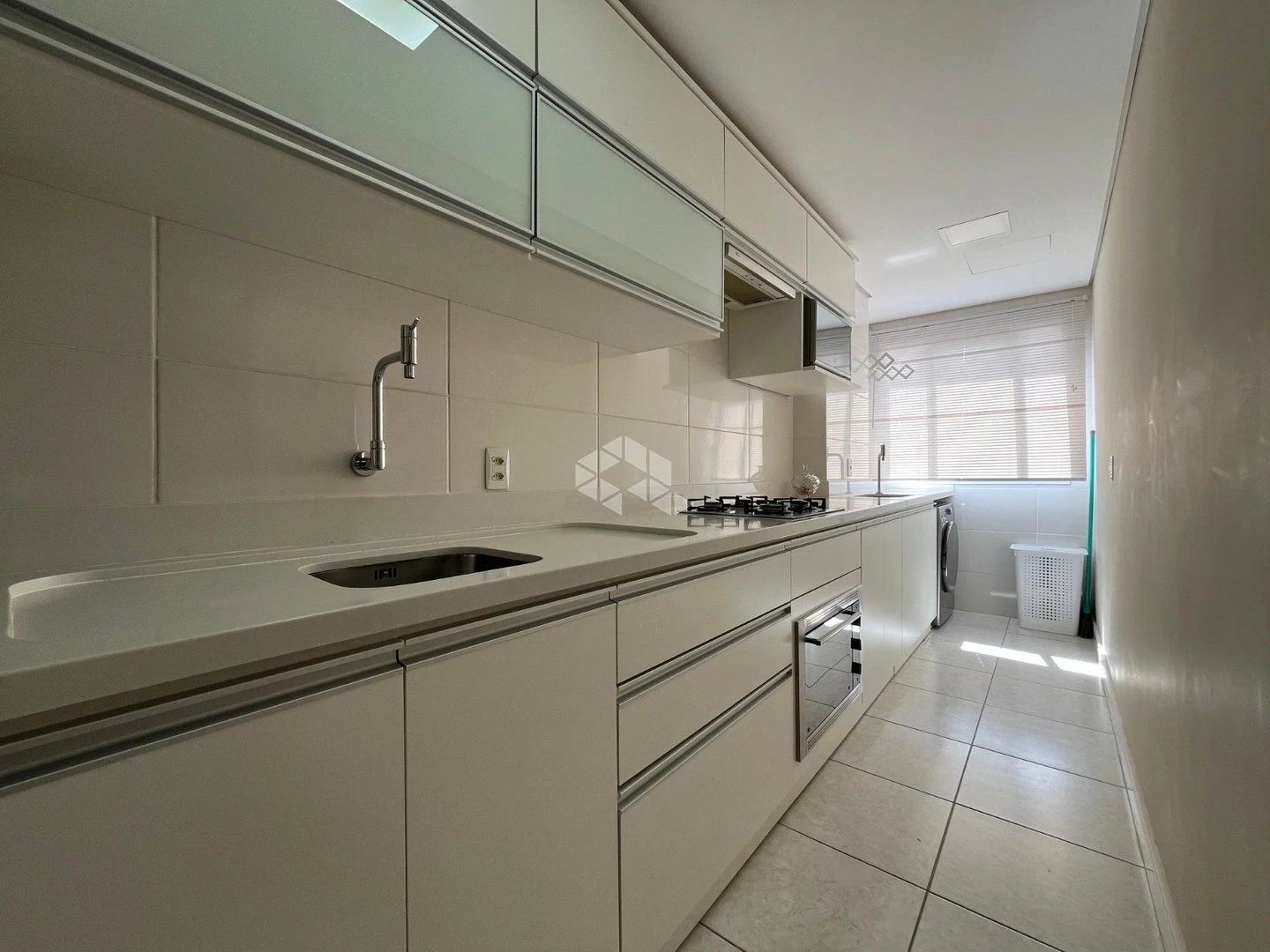Apartamento com 2 quartos, 1 vaga e 57m²