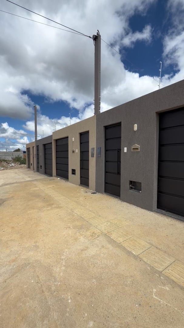 Casa à venda, Miro Cairo