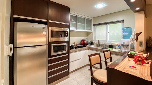 Casa na Independência com 3 dormitórios e piscina - Foto 11