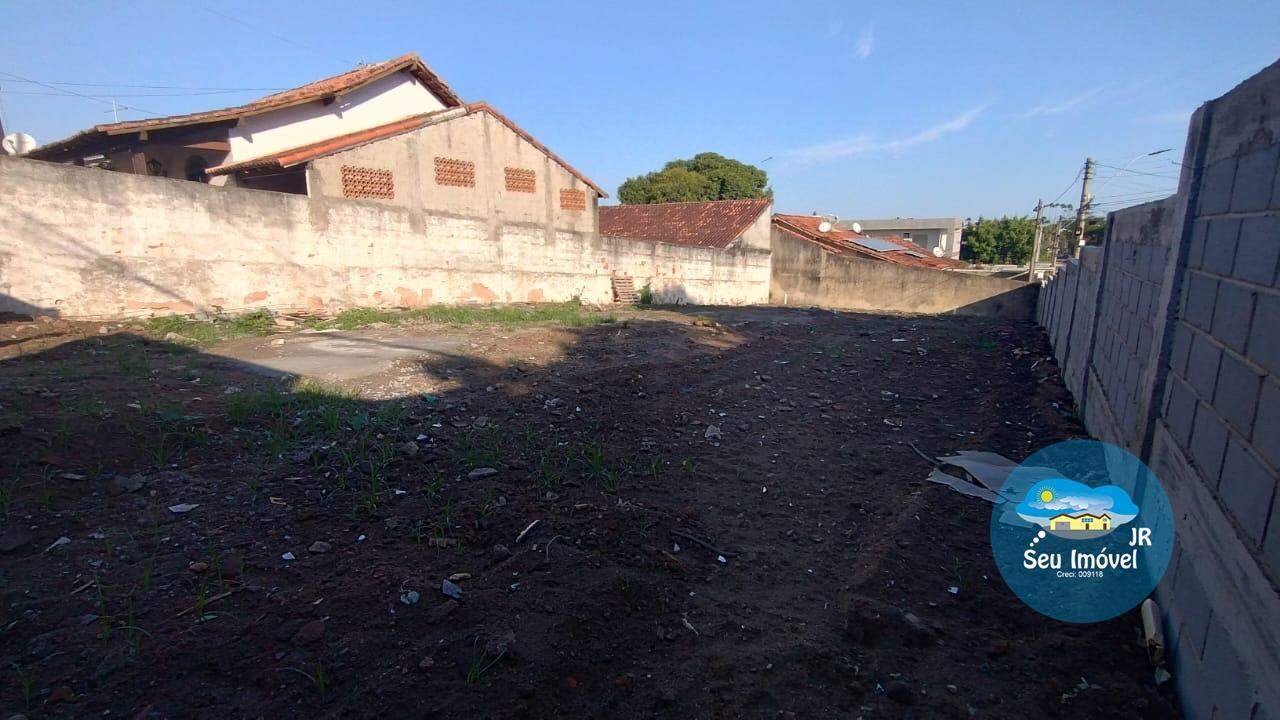 Terreno em Vila Capri, Araruama