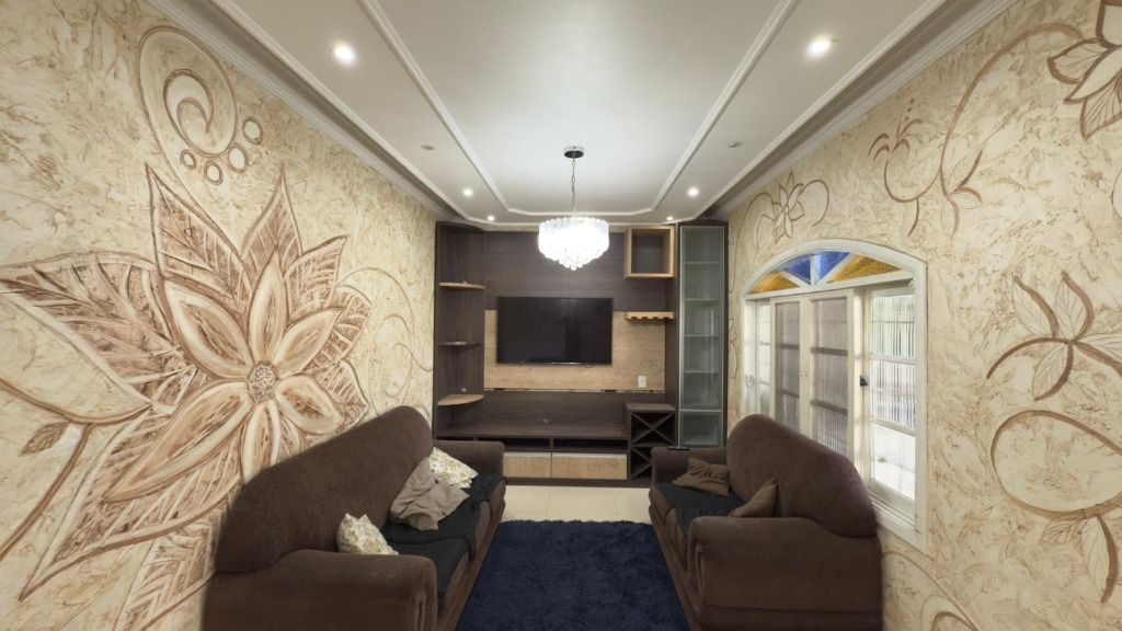 Casa Ampla com Piscina, Área Gourmet e Garagem para 6 Carros — foto 8