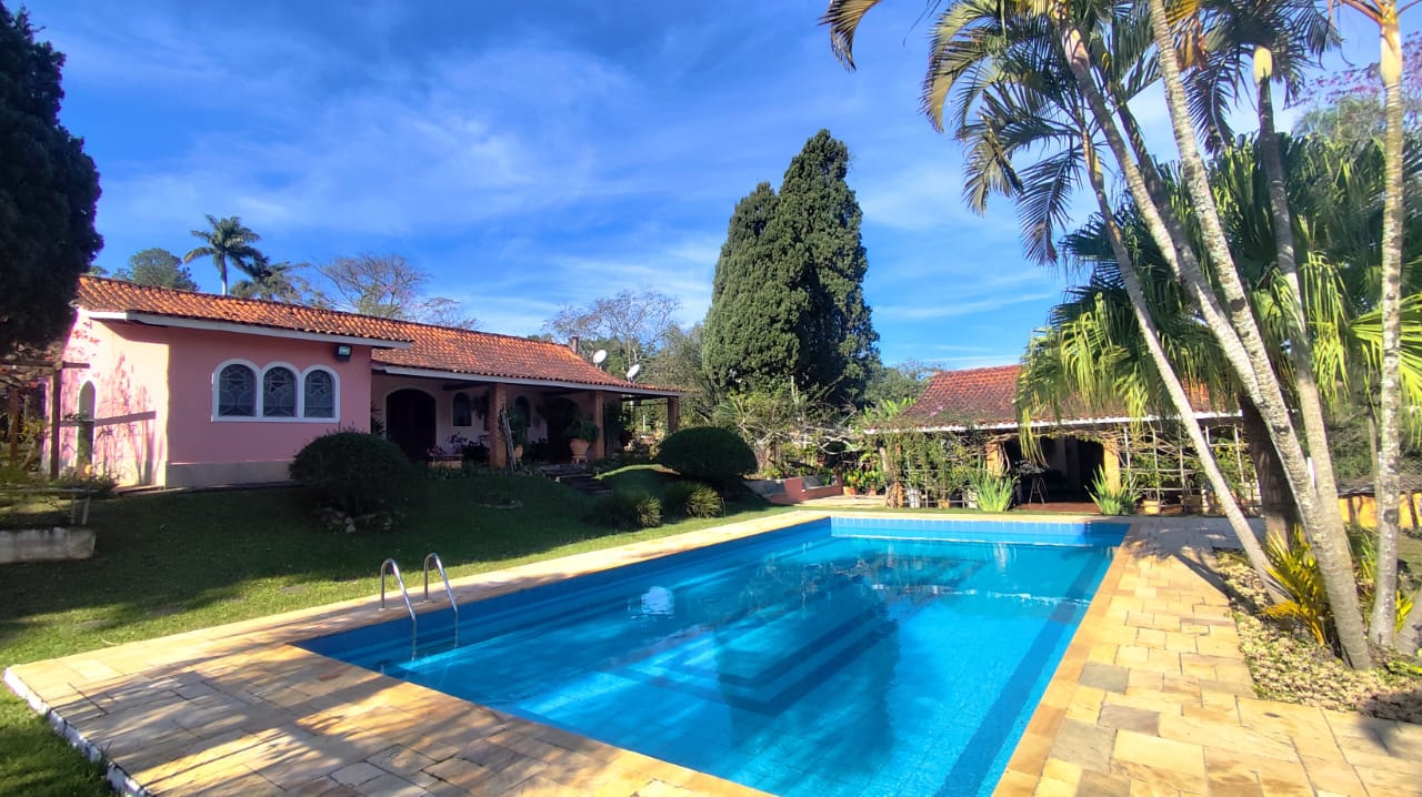 Chácara 7.000m² com lago em Mairinque - R$ 1.4 mi, Cod: CH-1104