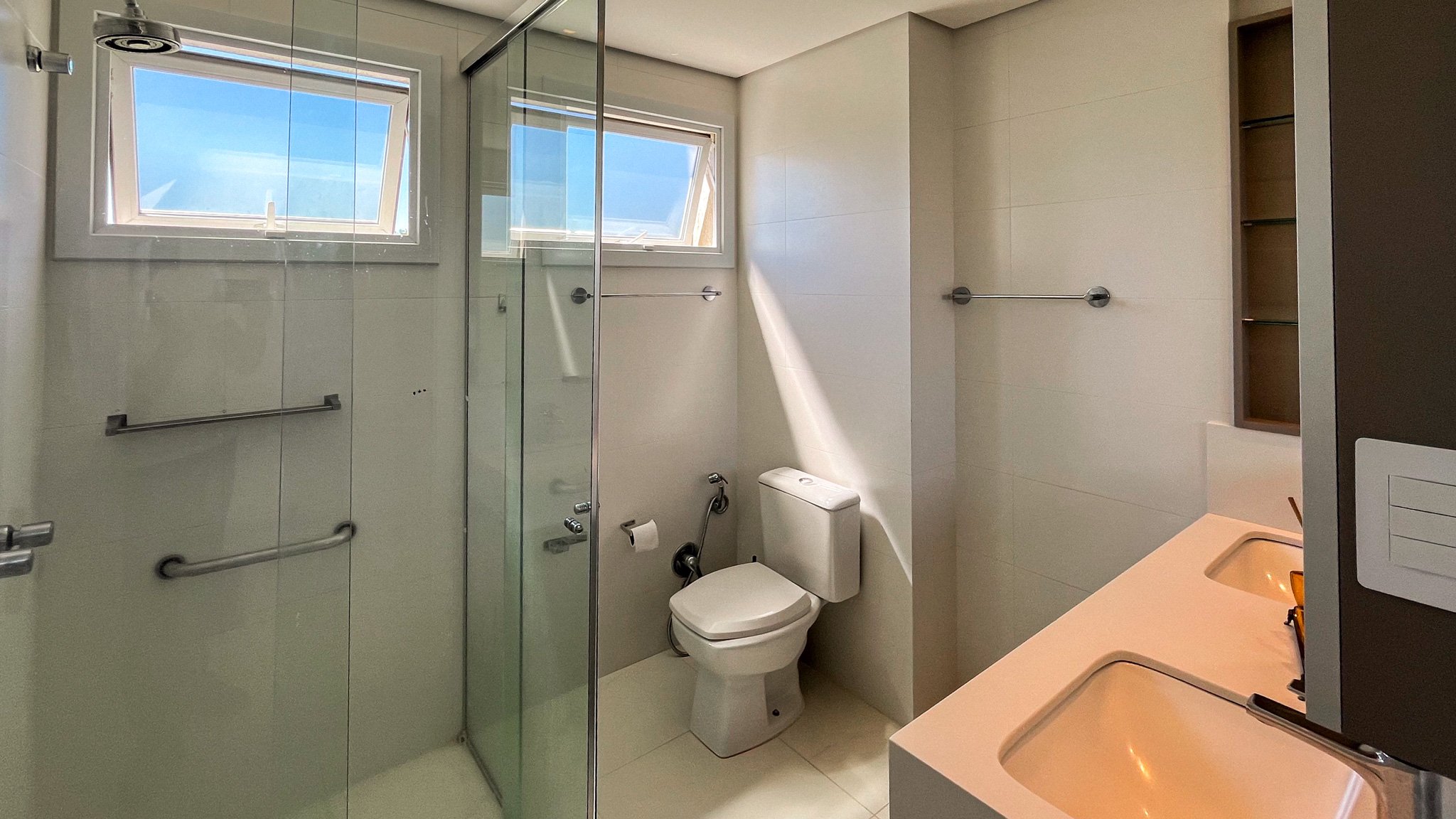 Apartamento no Parque Europa com 3 Dormitórios sendo 2 Suítes - Foto 13
