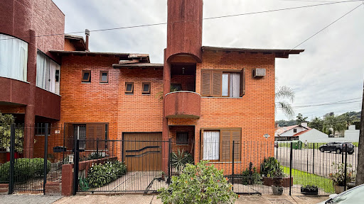 Duplex no Santo Inácio com 3 dormitórios e pátio amplo - Foto 19