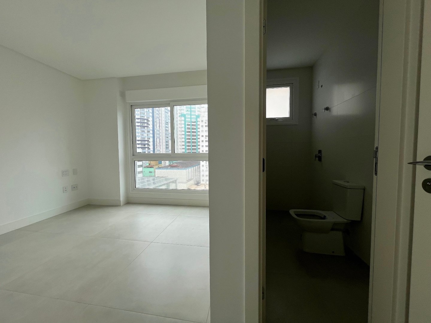 Apartamento no Edifício Camboas Residence à venda em Balneário Camboriú — foto 6
