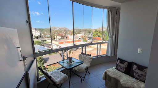 Apartamento na Avenida com 2 dormitórios - Foto 3