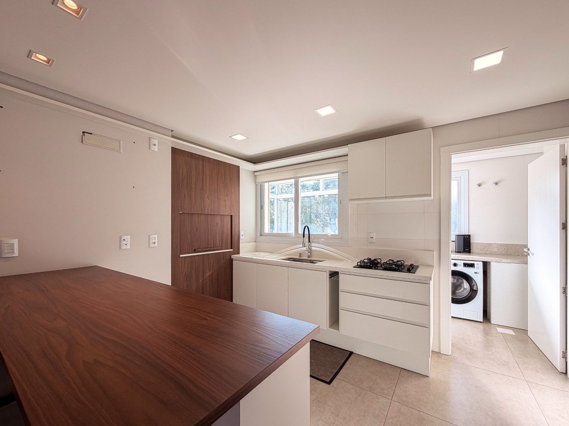 Apartamento no Condomínio Parque Europa com 3 suítes - Foto 6