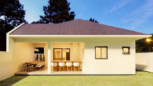 Casa no Country com 3 Dormitórios e Suíte - Foto 4