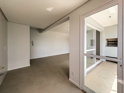Apartamento no Edifício Gaudí com 2 dormitórios, 1 suíte - Foto 5