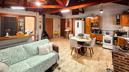 Chácara no Country com 2 dormitórios, suíte, piscina e sauna - Foto 14