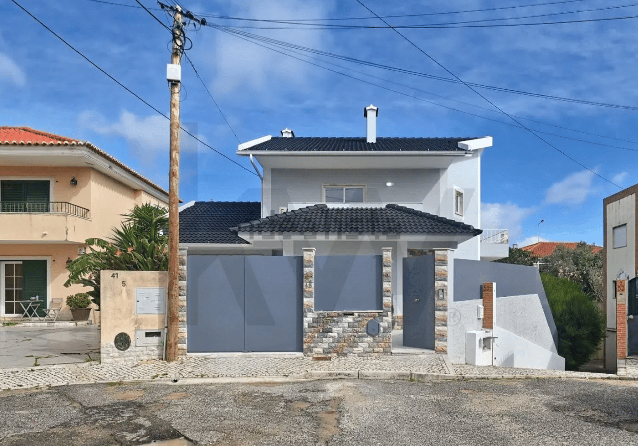 HOUSE - 34921906