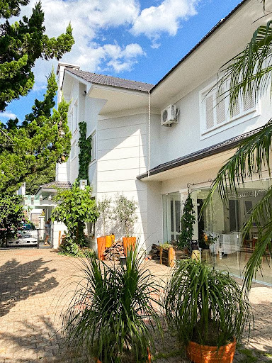 Casa no Santo Inácio com 3 dormitórios e pátio com piscina - Foto 37