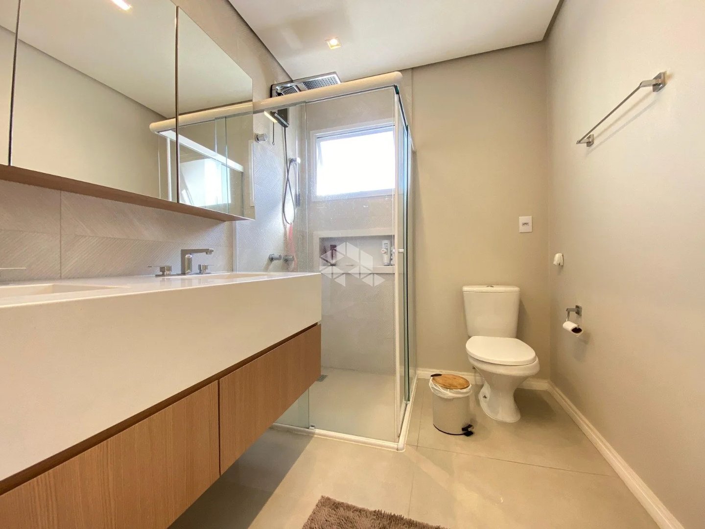 Casa com 4 quartos - Foto 12