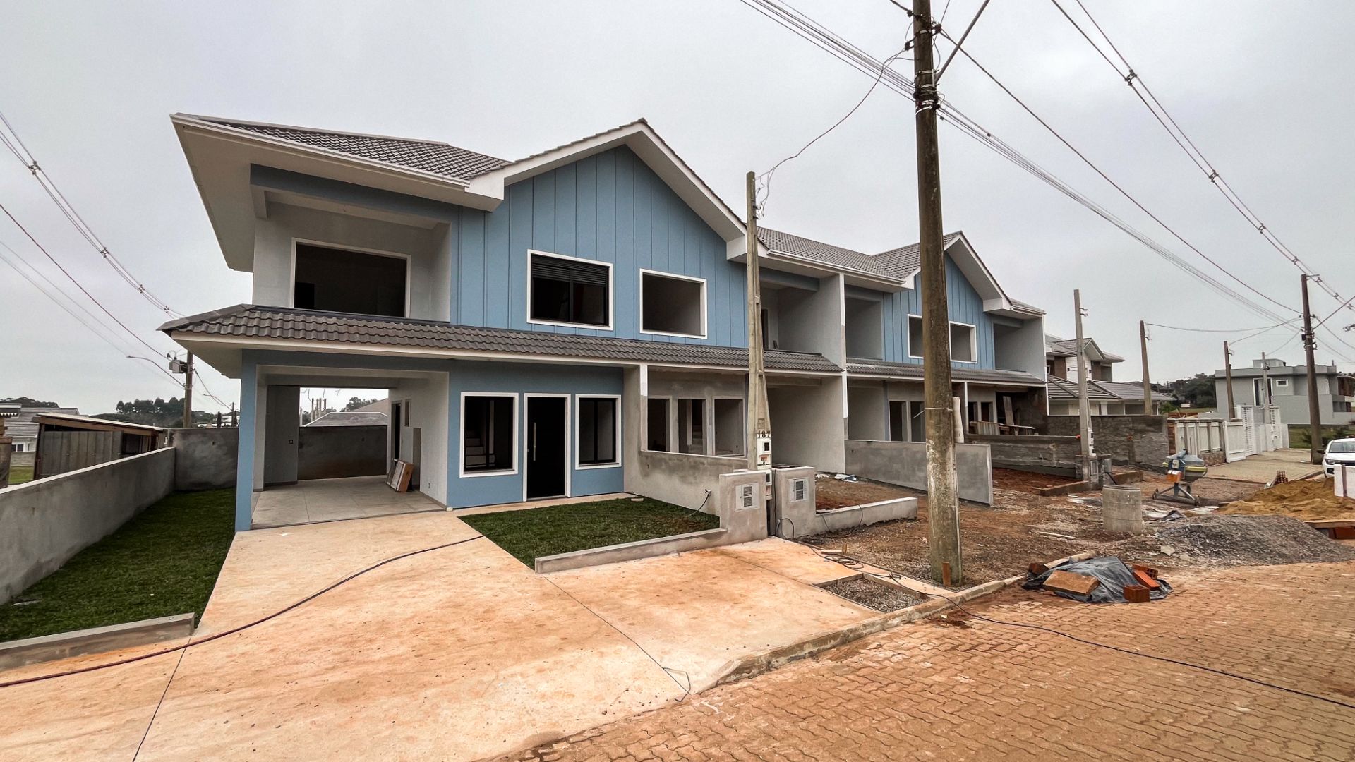 Duplex em Linha Santa Cruz com 2 Suítes à Venda - Foto 3