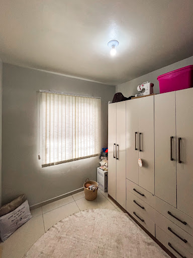 Apartamento no Centro com 2 dormitórios e sacada - Foto 8