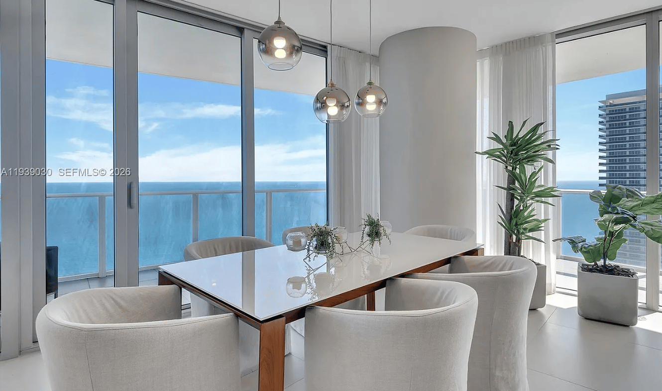 APARTAMENTO EM HOLLYWOOD - 121930744 — foto 6