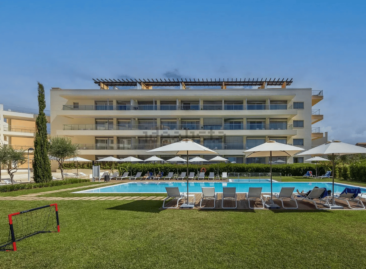 LAGUNA RESORT