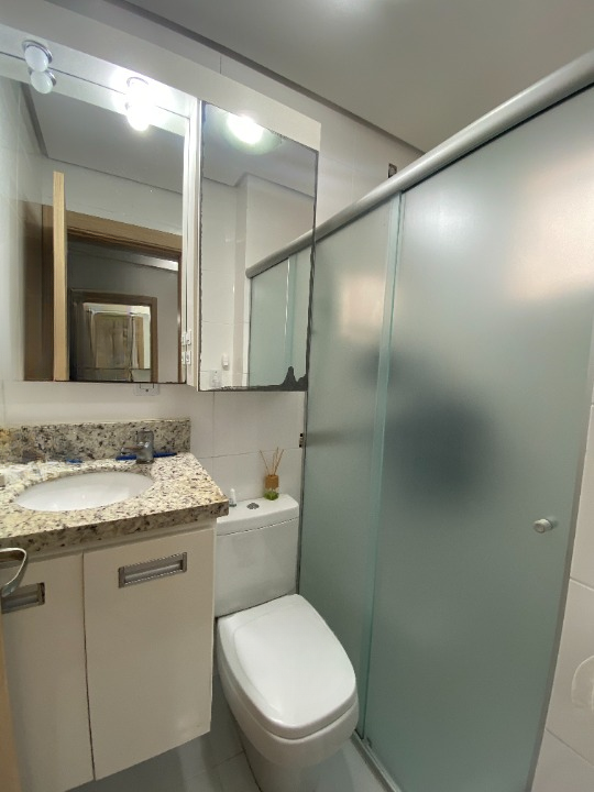 Apartamento Mobiliado com 2 Dormitórios 1 Suíte Bairro Colina Sorriso em Caxias do Sul — foto 9