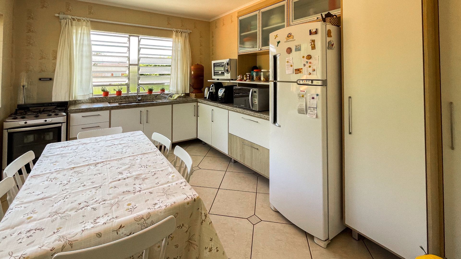 Casa no Higienópolis com 3 dormitórios e amplo pátio - Foto 11