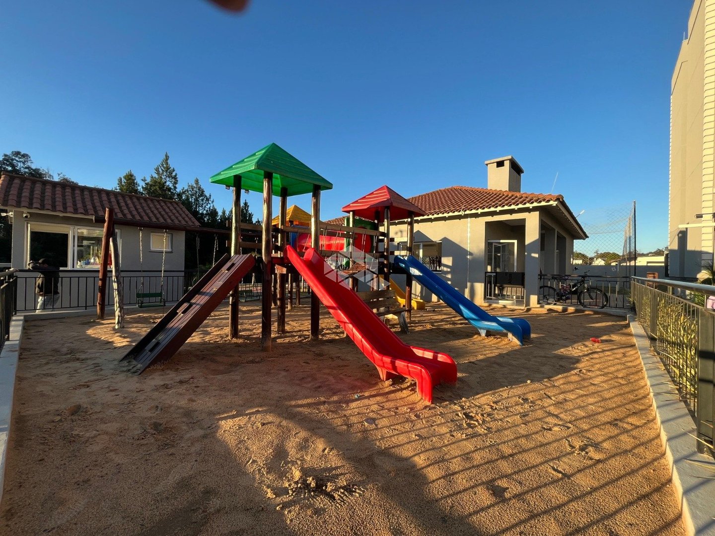 Apartamento com 2 quartos e 77.06m² - Foto 21