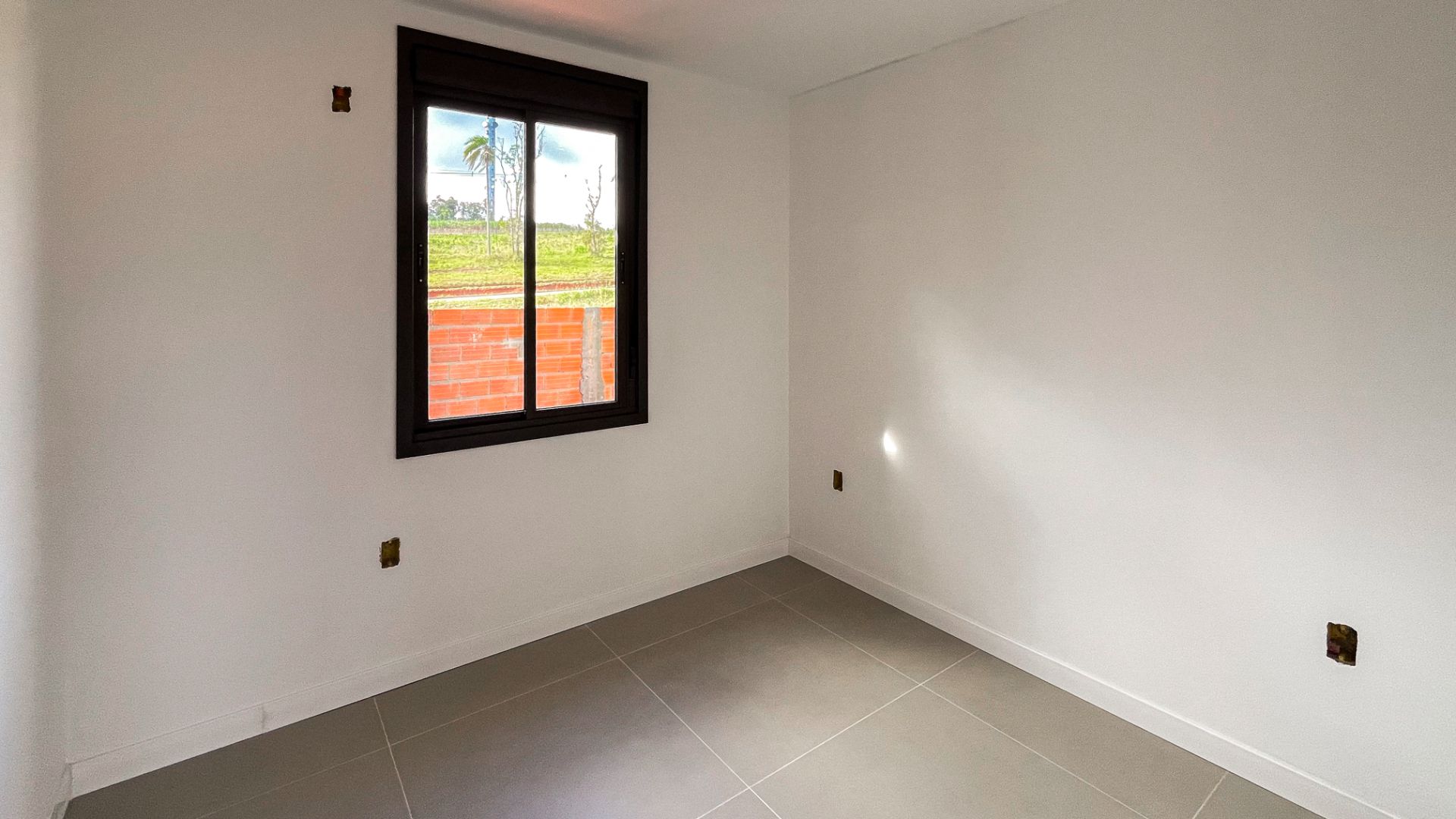 Casa no Jardim das Flores com 3 dormitórios,Suíte e Piscina. - Foto 10