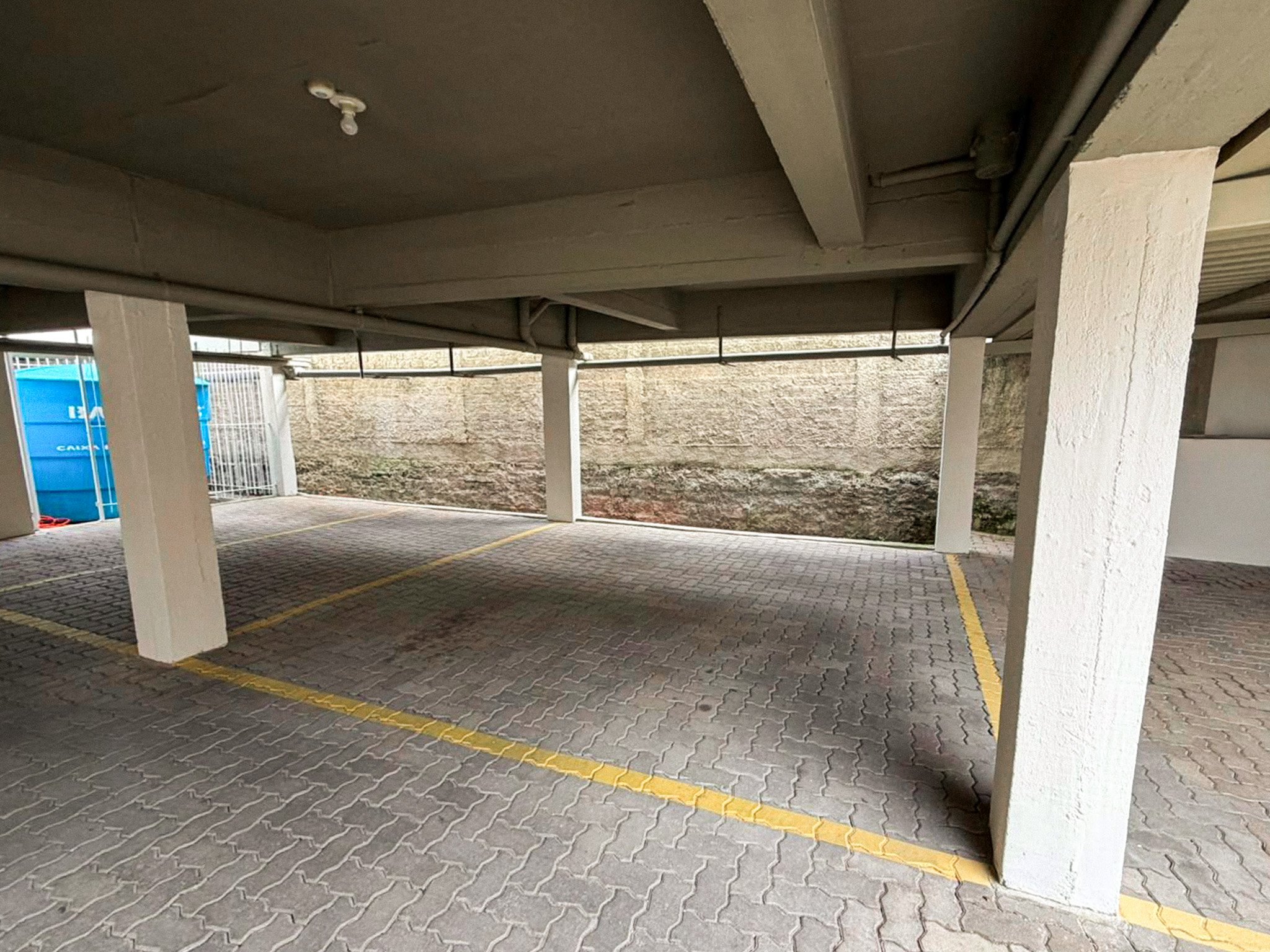 Apartamento no Universitário com 2 dormitórios e suíte - Foto 12