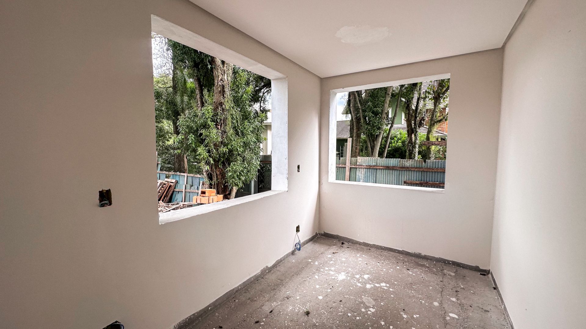 Casa no Costa Leste com 3 suítes e amplo pátio - Foto 27
