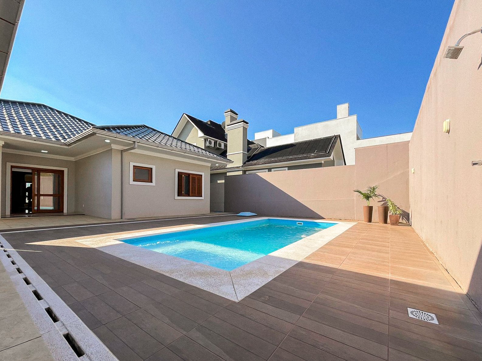 Casa de Condomínio com piscina e quiosque - Foto 8