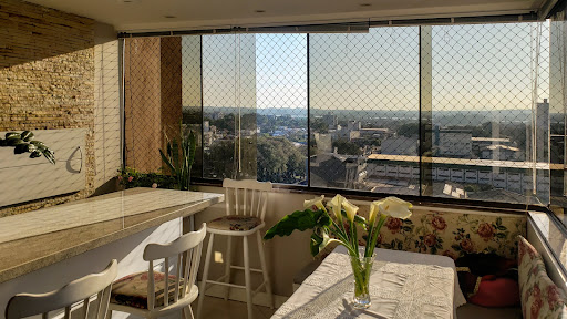 Apartamento no Centro com 2 dormitórios e sacada - Foto 4