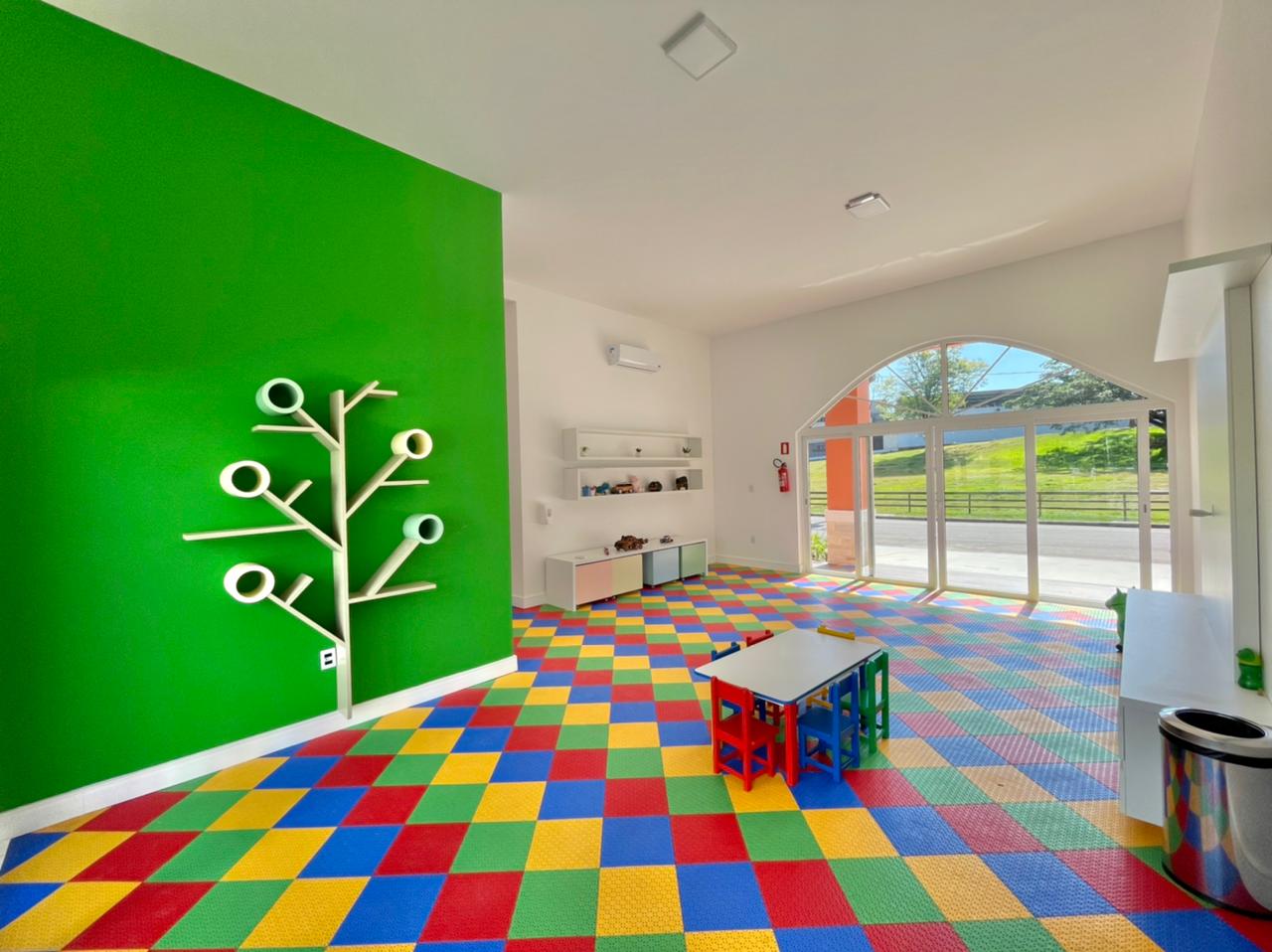 Terreno no Condomínio Parque Europa com 3353 m² - Foto 14
